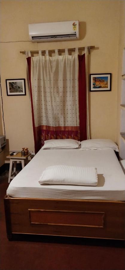 Granny'S Inn Варанаси Стая снимка